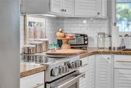 Picture of 3167 Bay Ln, Clearwater, FL 33759