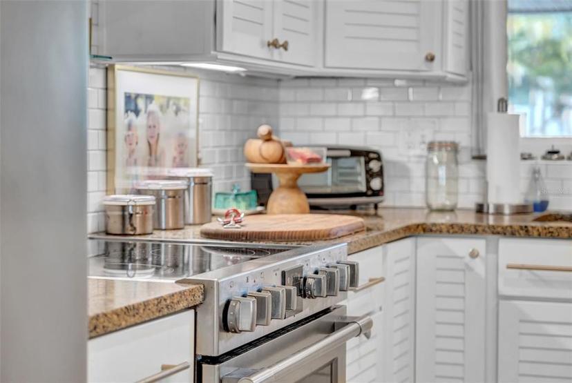 Picture of 3167 Bay Ln, Clearwater FL 33759
