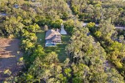 Picture of 13955 Pine Woods Lane E, Sarasota, FL 34240