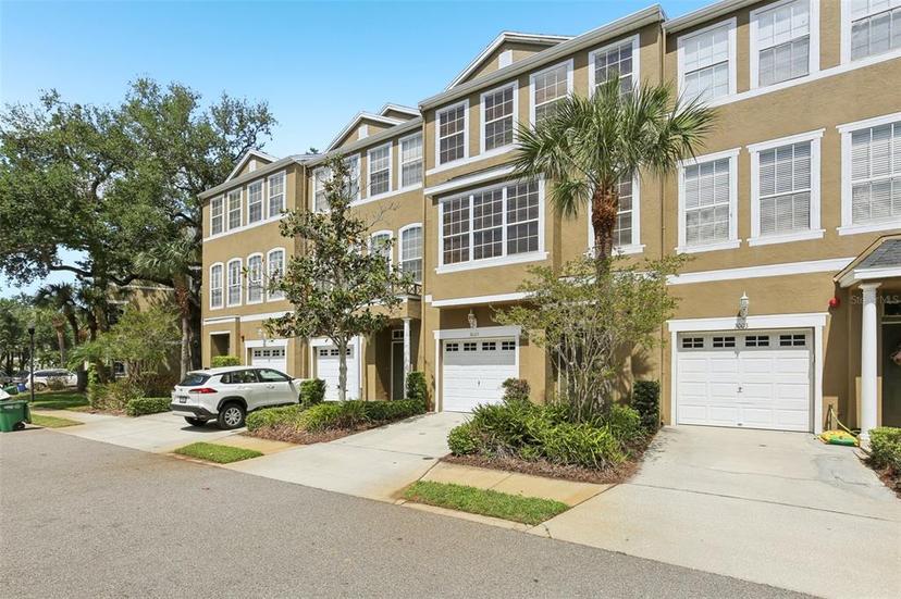 Picture of 3005 Bayshore Pointe Drive, Tampa FL 33611
