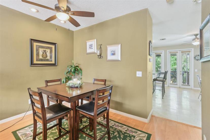 Picture of 3005 Bayshore Pointe Drive, Tampa FL 33611