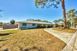 Picture of 3124 Tanglewood Drive, Sarasota, FL 34239