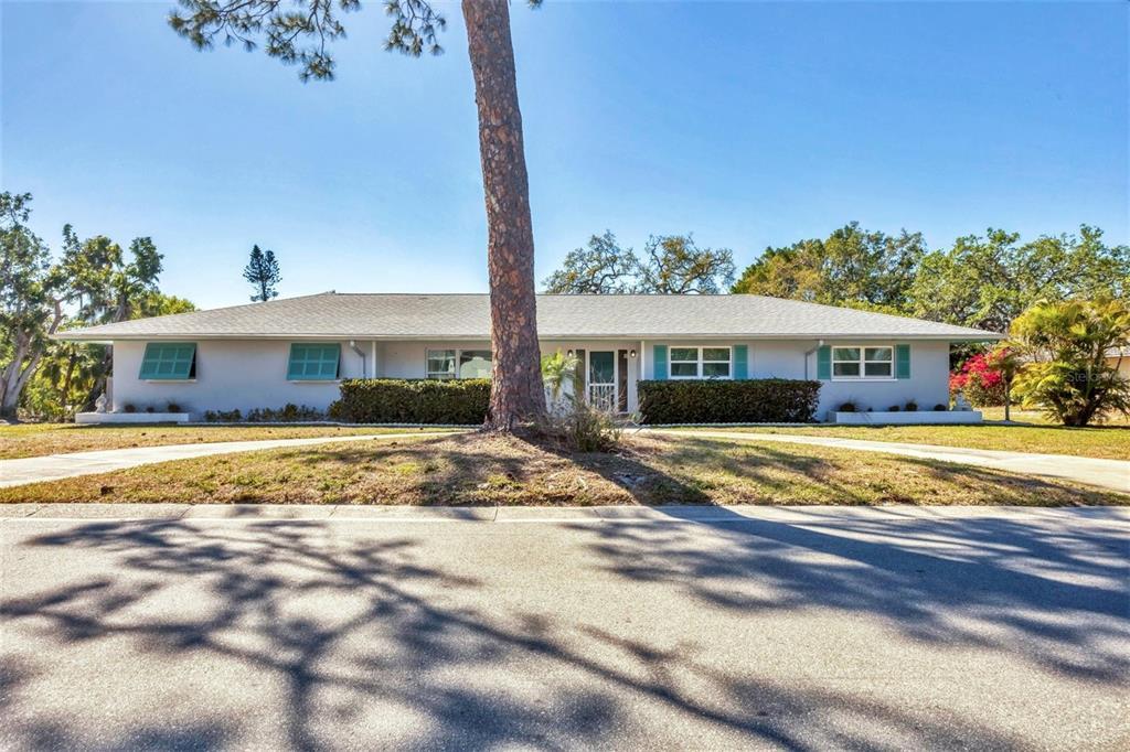 Picture of 3124 Tanglewood Drive, Sarasota, FL 34239