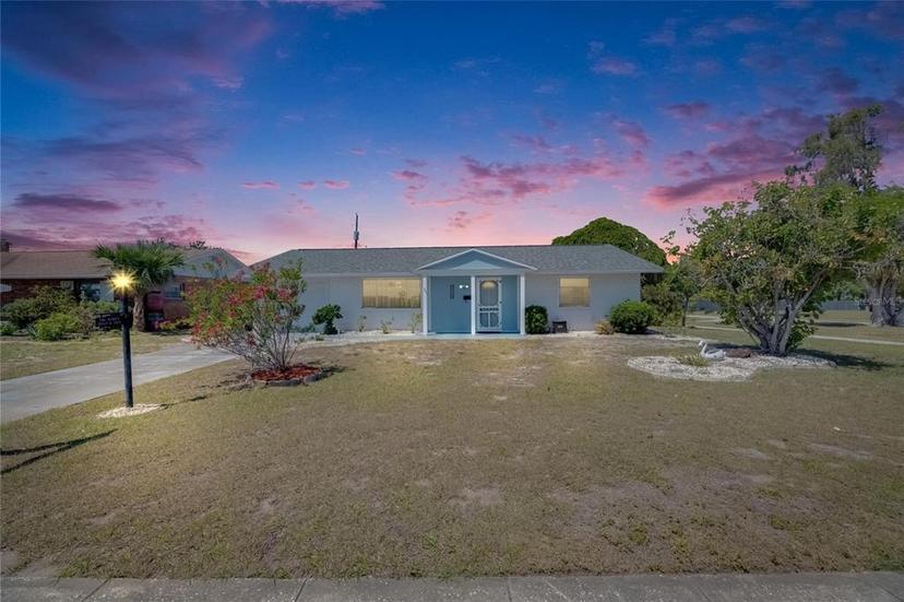 Picture of 1112 Cherry Hills Drive, Sun City Center FL 33573