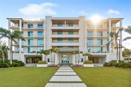 Picture of 4765 Gulf Of Mexico Drive Unit B202, Longboat Key, FL 34228