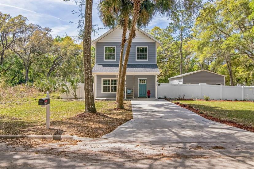 Picture of 404 NW 5Th Street, Micanopy FL 32667