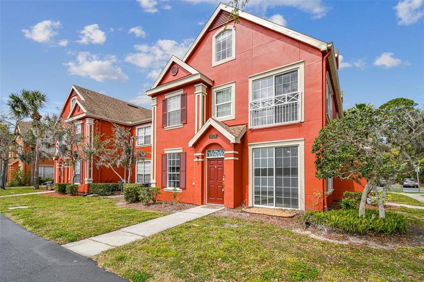 Picture of 9118 Lake Chase Island Way Unit 9118, Tampa FL 33626