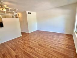 Picture of 2100 World Parkway Boulevard Unit 50, Clearwater, FL 33763