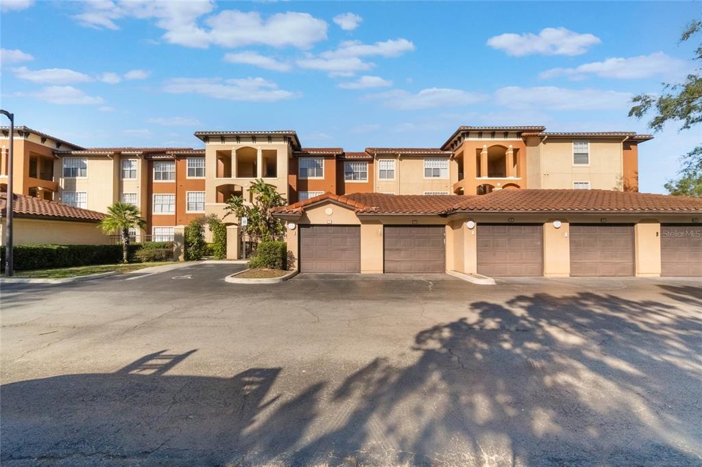 Picture of 5578 Metrowest Boulevard Unit 310, Orlando, FL 32811