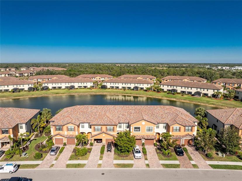 Picture of 20231 Lagente Circle, Venice FL 34293