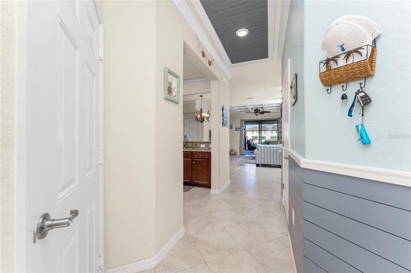 Picture of 20231 Lagente Circle, Venice FL 34293