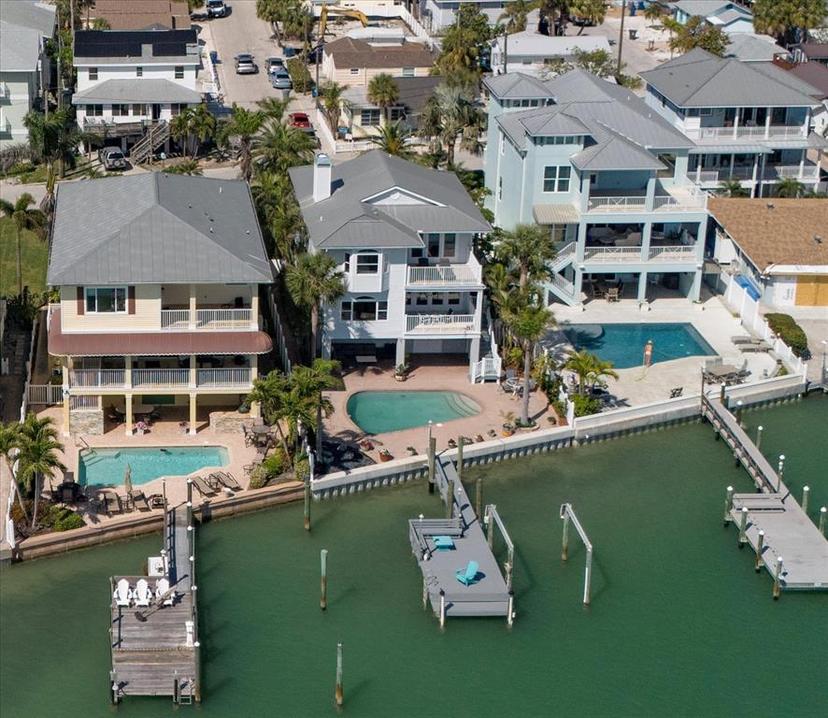 Picture of 8685 E Bay Drive, Treasure Island FL 33706