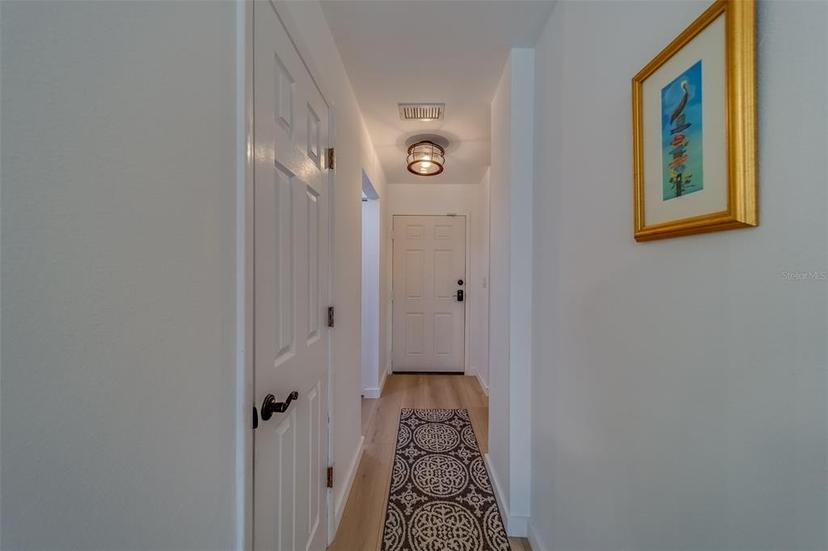 Picture of 2700 Bayshore Boulevard Unit 1E, Dunedin FL 34698