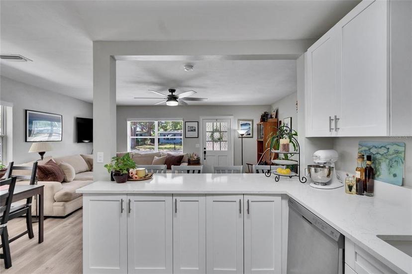 Picture of 1623 San Mateo Drive, Dunedin FL 34698