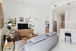 Picture of 1558 4Th Street Unit 208, Sarasota, FL 34236