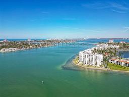 Picture of 6105 Bahia Del Mar Circle Unit 487, St Petersburg, FL 33715