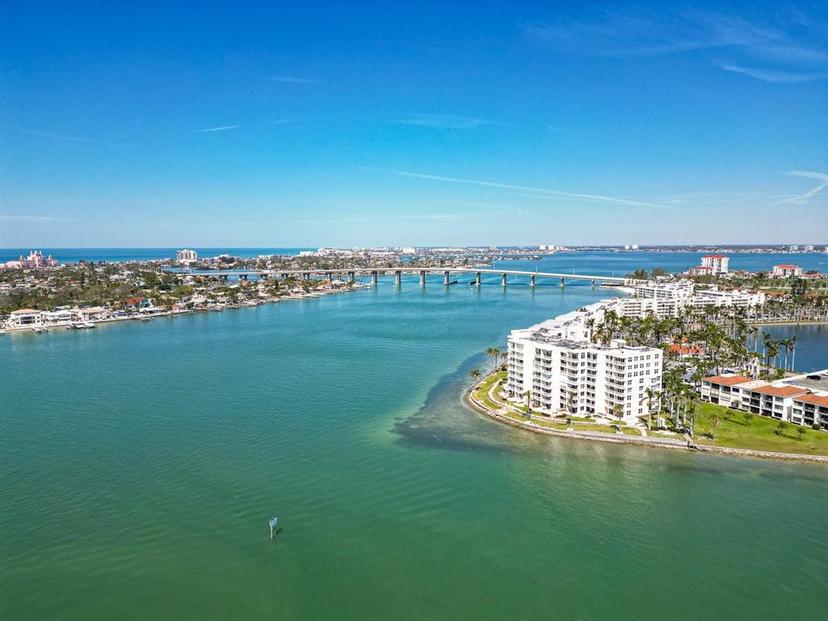 Picture of 6105 Bahia Del Mar Circle Unit 487, St Petersburg FL 33715