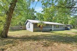 Picture of 321 Wade Avenue, Deland, FL 32724