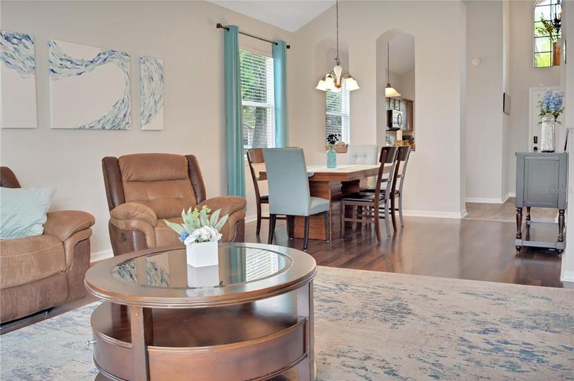 Picture of 1802 Royal Ridge Drive, Davenport FL 33896
