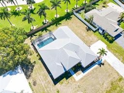 Picture of 1008 SW 21St Lane, Cape Coral, FL 33991