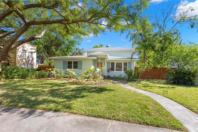 Picture of 2217 Brevard Road Ne, St Petersburg FL 33704