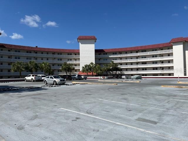 Picture of 601 N Mcdonald Street Unit 206, Mount Dora, FL 32757