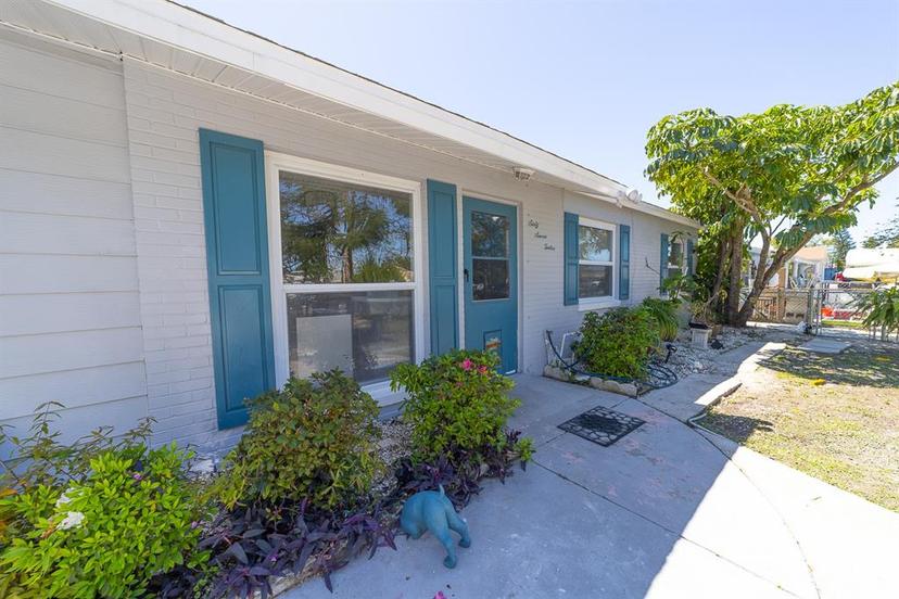 Picture of 6712 W Clifton Street, Tampa FL 33634