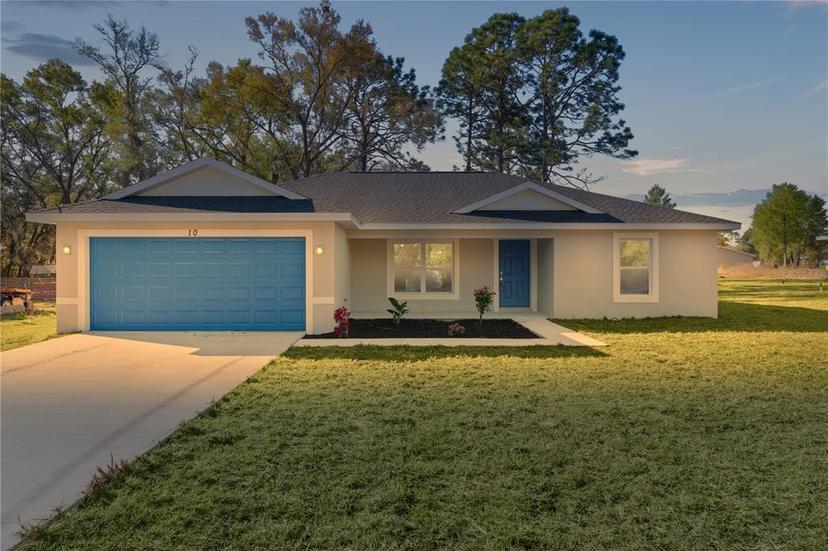 Picture of 10 Malauka Run Court, Ocklawaha FL 32179