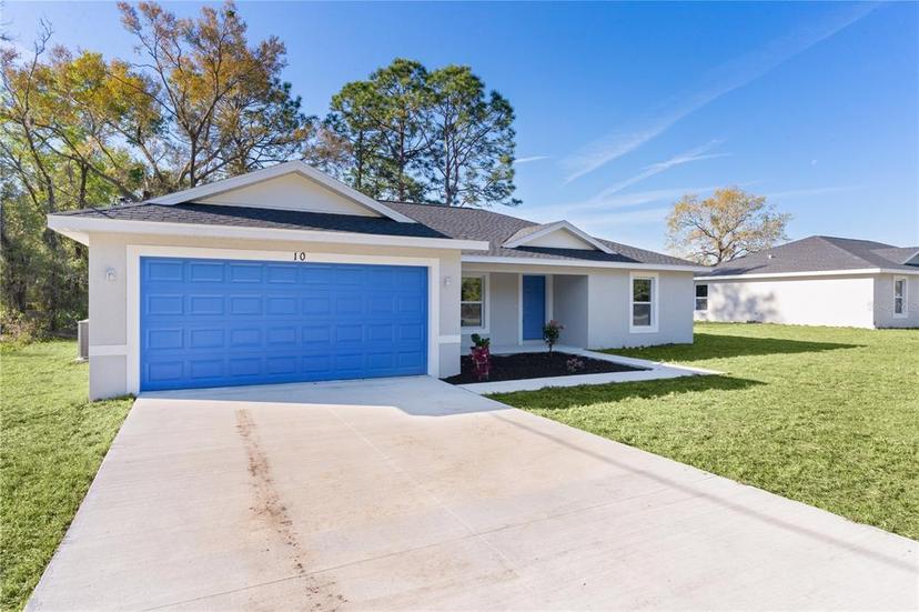 Picture of 10 Malauka Run Court, Ocklawaha FL 32179