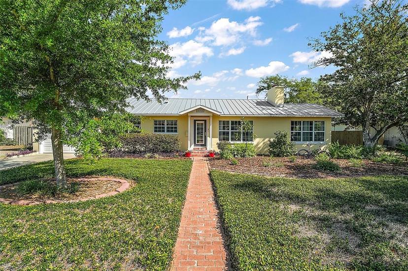 Picture of 2301 Washington Road, Mount Dora FL 32757