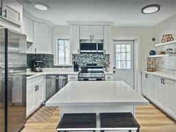 Picture of 8829 93Rd Street, Seminole, FL 33777