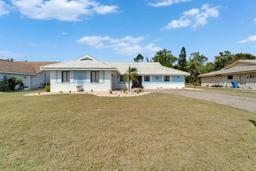 Picture of 1929 New Bedford Drive, Sun City Center, FL 33573