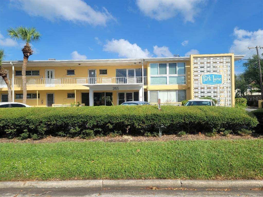 Picture of 2155 Wood Street Unit B4, Sarasota, FL 34237