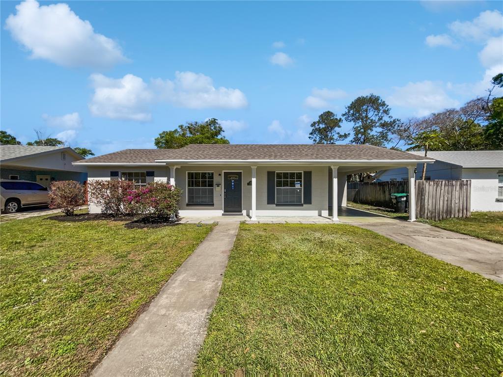 Picture of 5618 Carris Court, Orlando, FL 32810