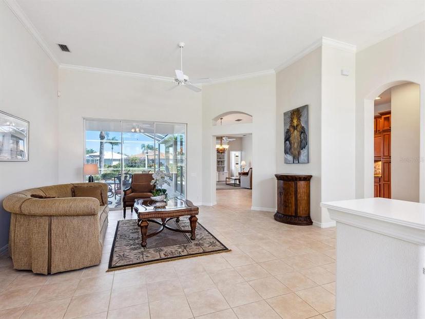 Picture of 867 Macaw Circle, Venice FL 34285