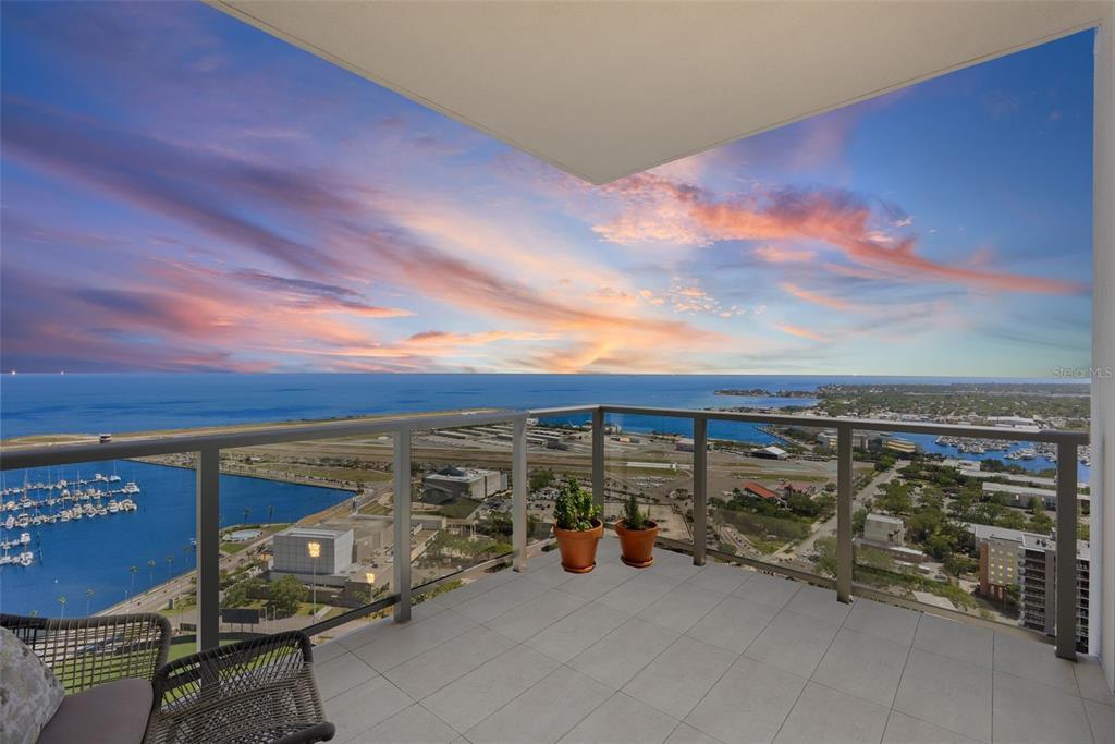 Picture of 301 1St Street S Unit 3207, St Petersburg, FL 33701