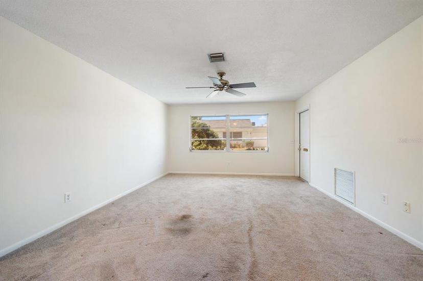 Picture of 8445 Calais N, Pinellas Park FL 33781