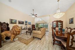 Picture of 365 N Spaulding Cove, Lake Mary, FL 32746