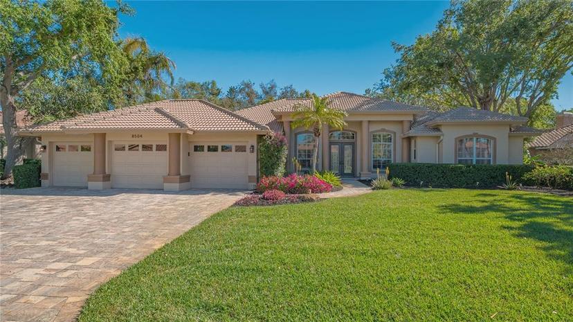 Picture of 8504 Woodbriar Drive, Sarasota FL 34238