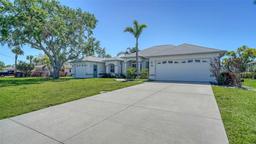 Picture of 626 Magellan Drive, Sarasota, FL 34243