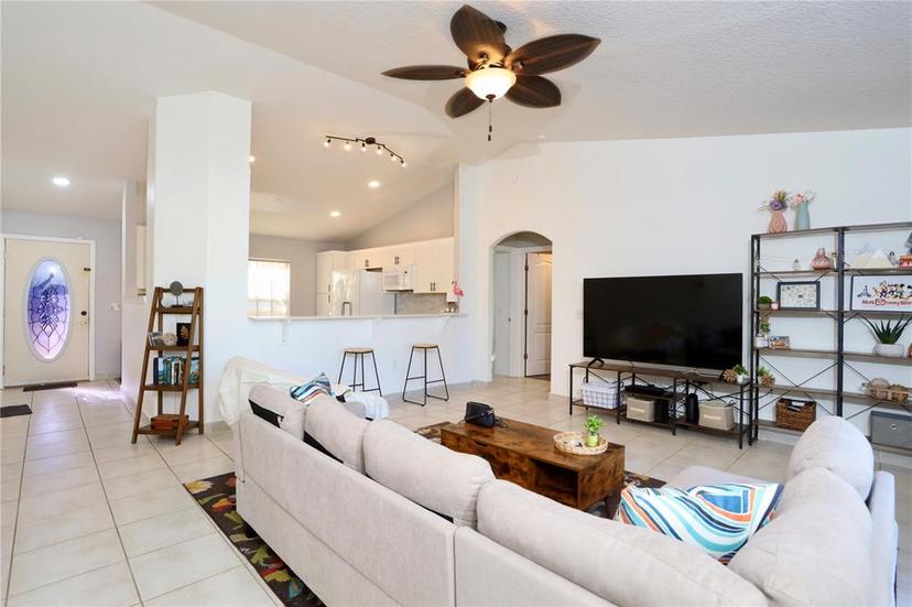 Picture of 7 Sequoia Way, Kissimmee FL 34758