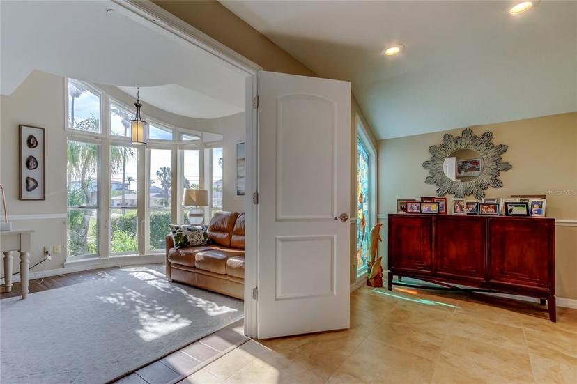 Picture of 103 Morgan Drive, Belleair Beach FL 33786