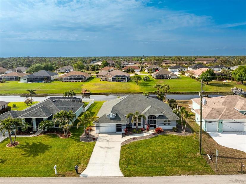Picture of 431 Rotonda Circle, Rotonda West FL 33947