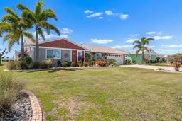 Picture of 1804 Bunker Hill Drive, Sun City Center, FL 33573