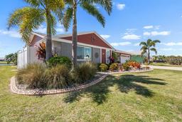 Picture of 1804 Bunker Hill Drive, Sun City Center, FL 33573