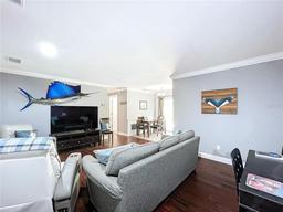 Picture of 910 Lakeside Drive, Largo, FL 33778