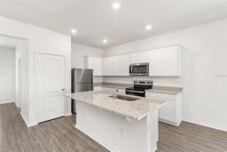 Picture of 1802 White Elephant Loop, Winter Haven, FL 33884