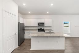 Picture of 1802 White Elephant Loop, Winter Haven, FL 33884