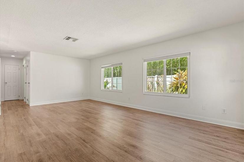 Picture of 704 Briarwood Drive, Winter Springs FL 32708
