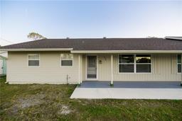 Picture of 536 Lakehurst Avenue Nw, Port Charlotte, FL 33952